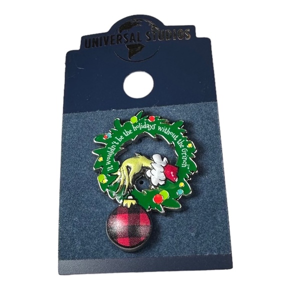 Universal Studios Dr. Seuss "It Wouldn't Be the Holidays Without the Grinch” Pin - Picture 1 of 1